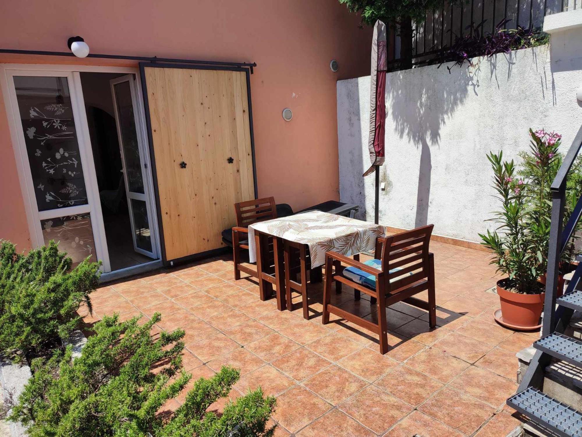 Apartmani Iris I Ana Crikvenica Exterior foto