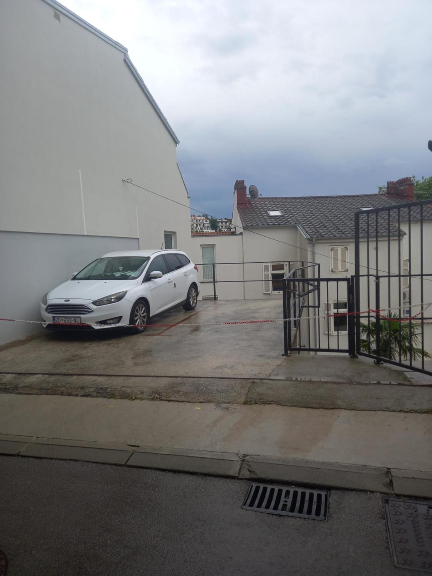 Apartmani Iris I Ana Crikvenica Exterior foto